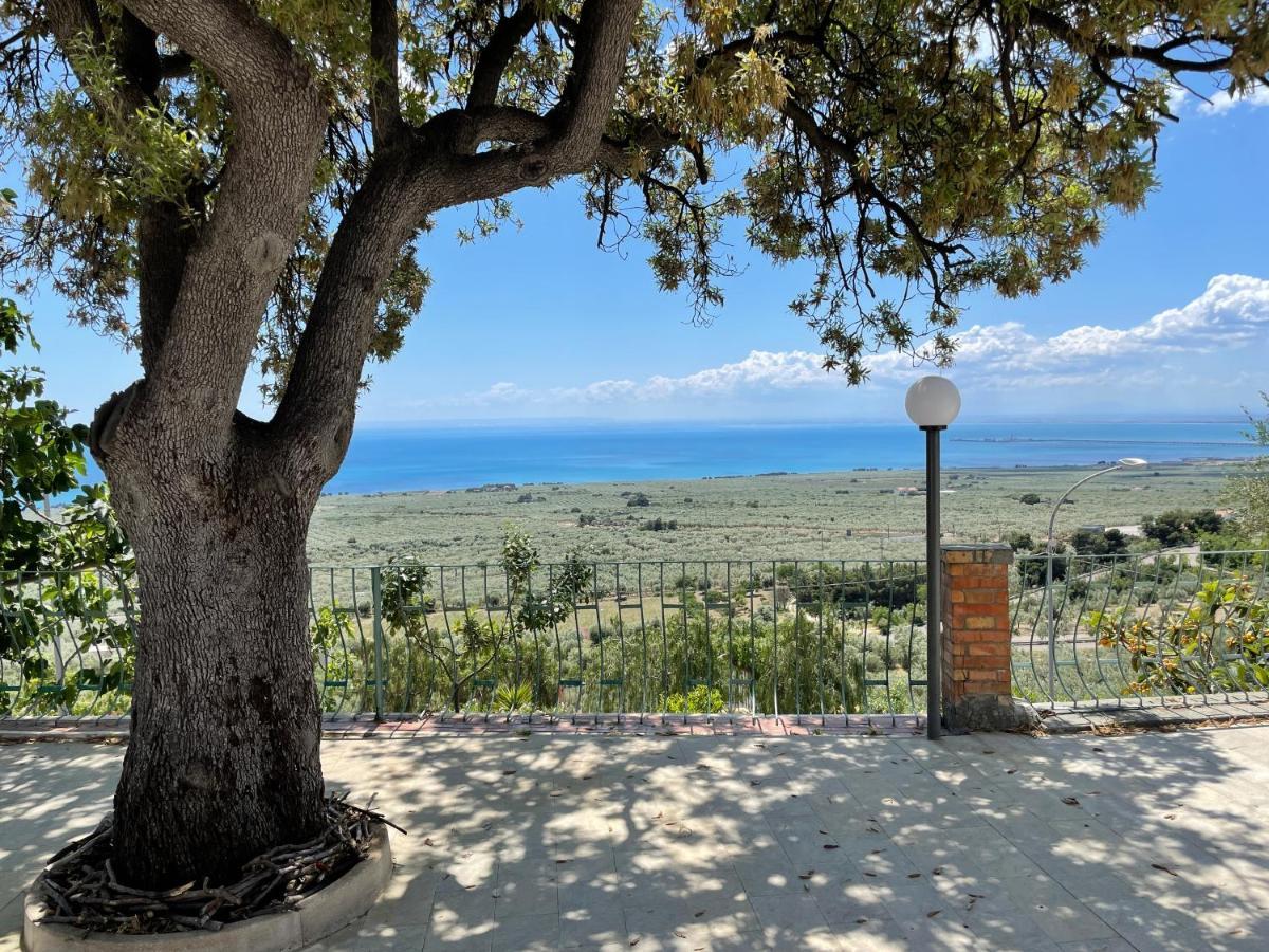 Villetta - Qui Dove Il Mare Luccica - Affitti Brevi Italia Monte SantʼAngelo Kültér fotó