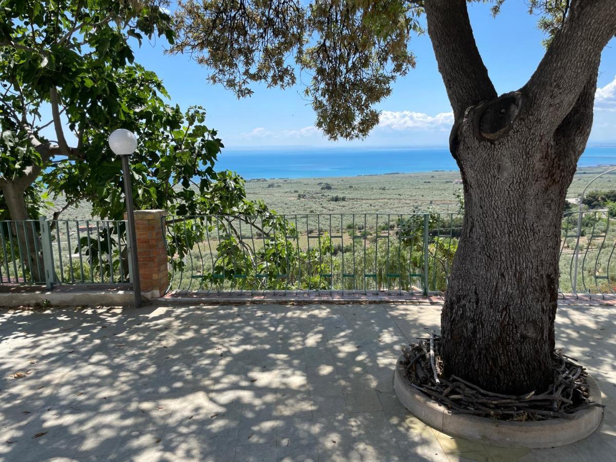 Villetta - Qui Dove Il Mare Luccica - Affitti Brevi Italia Monte SantʼAngelo Kültér fotó